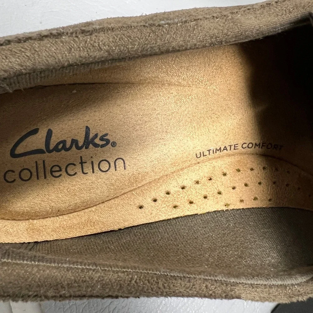Clarks Collection Womens Calla Ease Loafer 8.5 Taupe Suede‎ Comfort Lug Sole